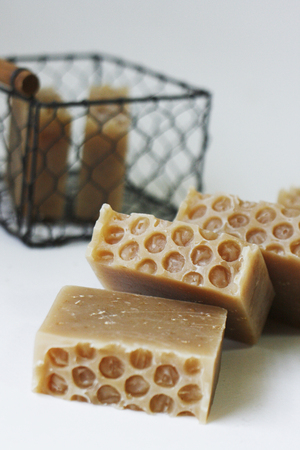 Honey Oatmeal Soap Helps clean and nourish the skinの写真素材