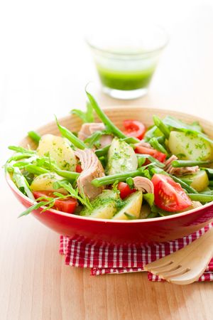 potato and tuna salad  with pesto dressing の写真素材