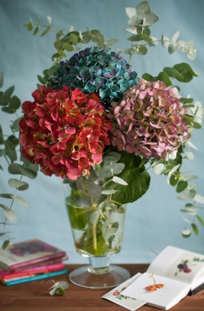 An autumnal bouquet of hydrangeas on a  tableの写真素材