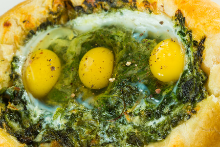close up adjarian khachapuri at restaurantの写真素材