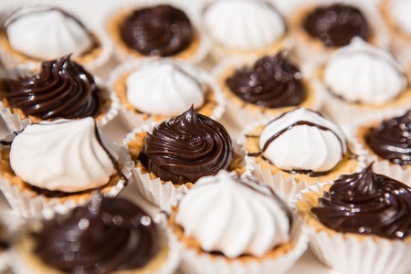 white and black meringue cookies. の写真素材