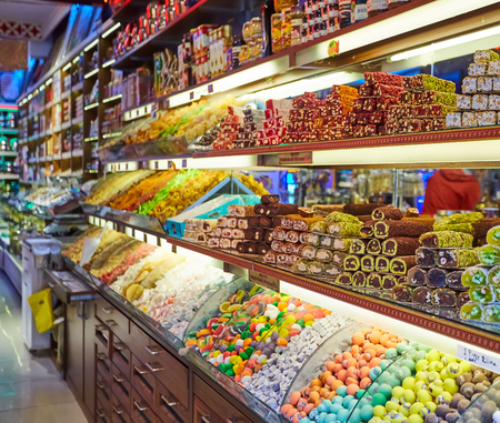 Traditional turkish delights sweets at the Grand Bazaar in Istanbul, Turkey.の写真素材