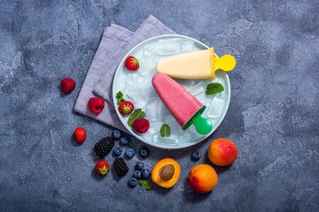 Fruit and berry ice cream with fruits and berries, summer dessert, natural sweets, homemade veganの写真素材