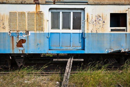 Old and decommissioned train cabin on train yard
のeditorial素材