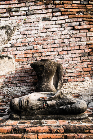 Broken Buddha statueの写真素材