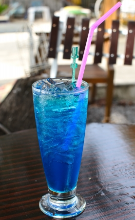Blue Hawaii alcohol cocktail の写真素材