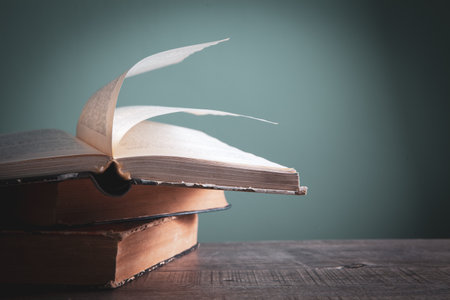 open book on the tableの写真素材