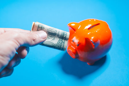 man holding money in handの写真素材