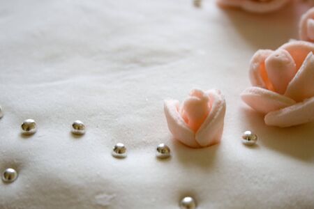 birthday cake with rosesの写真素材