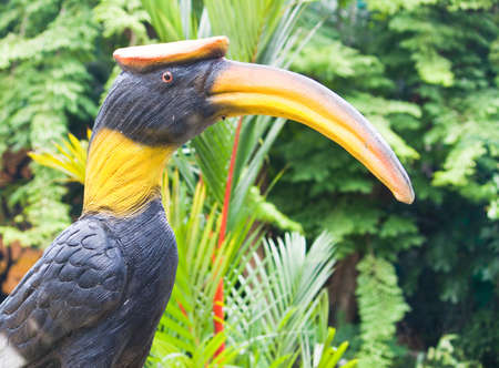 bird sculptures in a garden.の写真素材