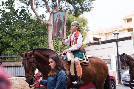 OROPESA DEL MAR, SPAIN - JANUARY 13, 2018: holiday procession on festival of saint Anthony in the street in Oropesa del Mar, Spainのeditorial素材