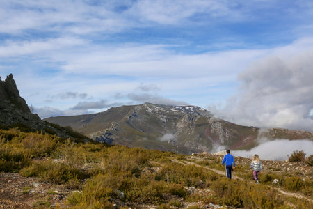Walking towards the peak of El Teleno in the province of LeÃ³n in Spain at the beginning of the harsh plateau winterのeditorial素材