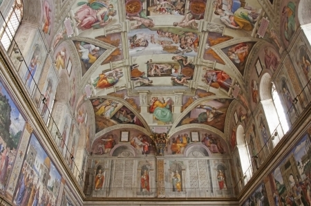 ROME, ITALY - MARCH 08: Interior view of Sistine Chapel with Michelangelo's frescoes on March 08, 2011 in Rome, Italyのeditorial素材