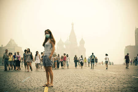 the girl in the maskのeditorial素材