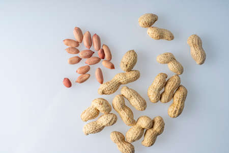 peeled peanuts and inshell peanuts
