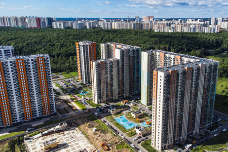 construction of modern houses in the metropolis