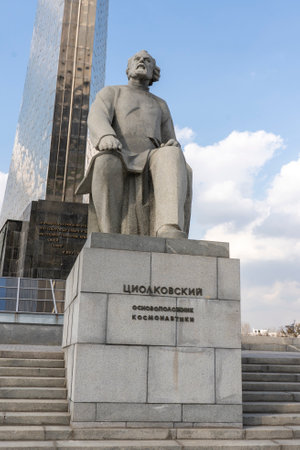 monument to Tsialkovsky in Moscow at VDNKhのeditorial素材
