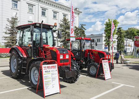 Belarus, Minsk - 27.05.2017: Exhibition samples of tractors near the Minsk Tractor Plantのeditorial素材