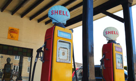 COLYFORD, DEVON, UK- MARCH 16, 2020: Vintage petrol filling station in village of Colyford, Devon, was built in 1927-8. Shell provided petrol to the station using 1950s Avery Hardoll pumps.のeditorial素材