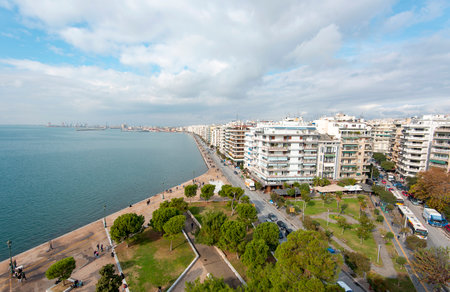 THESSALONIKI - NOV 19: Panoramic view of The main Embankment of Thessaloniki, promenade of Thessaloniki, 19 November 2017 in Greeceのeditorial素材