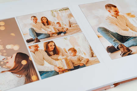 Photobook with photos of family photo shoot.の写真素材