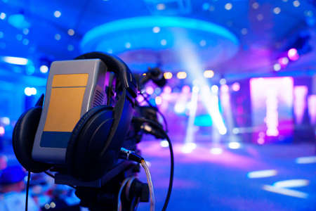 broadcast video camera with rechargeable battery to show on large screens.