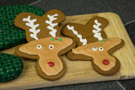 Gingerbread reindeer cookies with perfect royal icingの写真素材