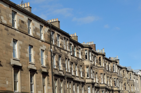 View of Victorian tenement housing in Edinburgh.の写真素材