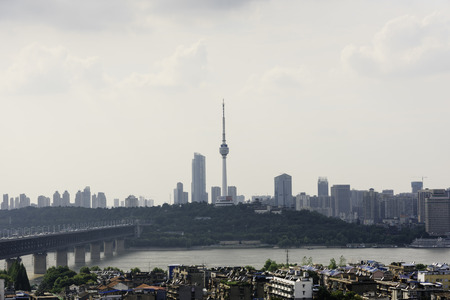 Wuhan Yangtze River Bridge and Guishan TV Towerのeditorial素材