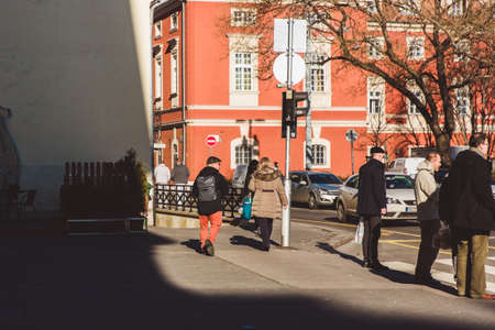 BUDAPEST, HUNGARY - January 17, 2019: Street view with citizens on Batthyany Squareのeditorial素材