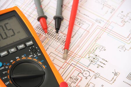 Measuring device with a diagram