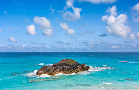 Ocean and Rock in Horseshoe Bay, Bermudaの写真素材