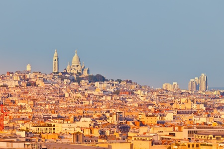 Montmartre and Sacre-Coeur church, Parisの写真素材