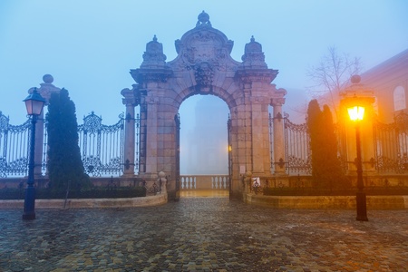 Buda castle at foggy morning, Budapestのeditorial素材