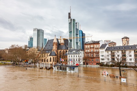 FRANKFURT- JANUARY 15 2011: Flood in Frankfurt am Main due to extremely high water in Main river.のeditorial素材
