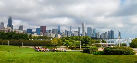 Public Park View In Chicago In The Summerの写真素材
