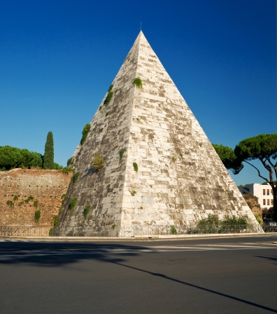 The ancient Pyramid of Cestius in Rome, Italyの写真素材