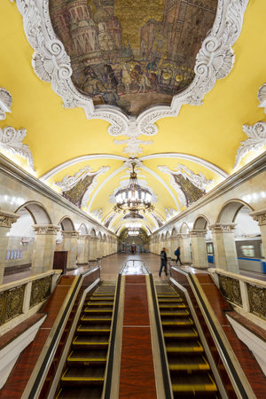 The metro station Komsomolskaya at night on May 4, 2013 in Moscow, Russia  Metro station Komsomolskaya is a great monument of the Soviet era のeditorial素材