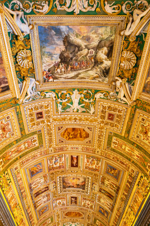 The ceiling in the Geographic gallery of the Vatican Museums.のeditorial素材
