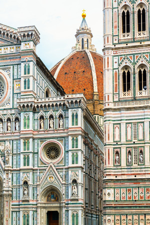 The Basilica di Santa Maria del Fiore (Basilica of Saint Mary of the Flower) in Florence, Italyの写真素材