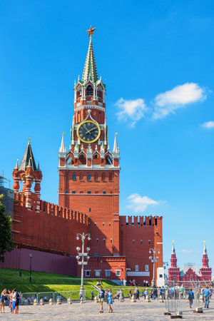 Moscow, Russia - August 10, 2017: The Spasskaya tower of Moscow Kremlin in the Red Square. The Moscow Kremlin is the symbol of Russia and the main tourist attraction of Moscow.のeditorial素材