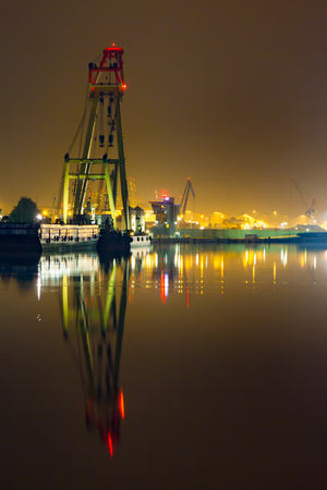 Floating crane in Bremerhaven's 'Kaiserhafen'のeditorial素材