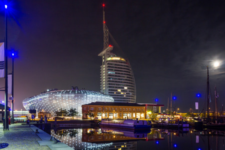 Havenwelten in Bremerhaven at nightのeditorial素材