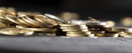 coin. close