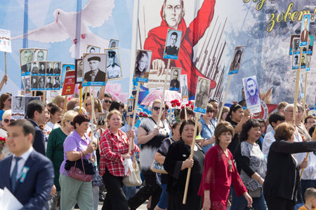 Shymkent, KAZAKHSTAN May 8, 2016: Immortal regiment .Den Victory in memory of the soldiers of the Great Patriotic War. Victory Day celebration in the city of Shymkent, Kazakhstan, May 8, 2016のeditorial素材
