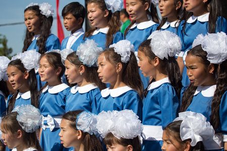 Shymkent, KAZAKHSTAN - May 9, 2017: Children's Choir. The feast of the victory of the Red Army and Soviet people in the Great Patriotic War of 1941-1945.のeditorial素材