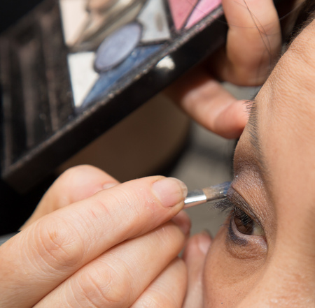 eye makeup in the salon
