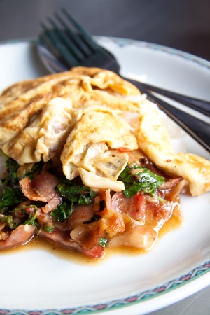 stir fried bacon with holy basil, bacon pad bai gaprow, thai cuisineの写真素材