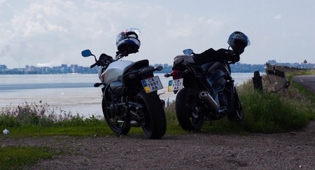 CHERKASSY, UKRAINE- JUNE 4, 2016: Biker riding on a motorcycle. Meeting of bikers motofestival Tarasova mountain in Cherkassy.のeditorial素材