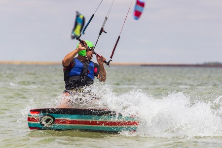 splits waves against rocks in the seaのeditorial素材